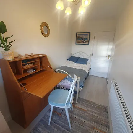 Stylish, Bright, Luxurious, Flat In Dublin 6w