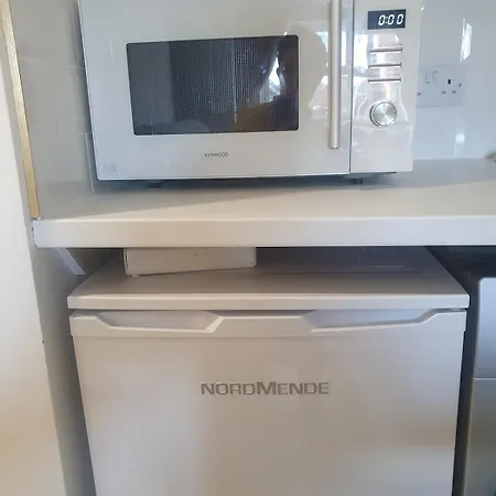 Apartment Stylish, Bright, Luxurious, Flat In Dublin 6w Terenure